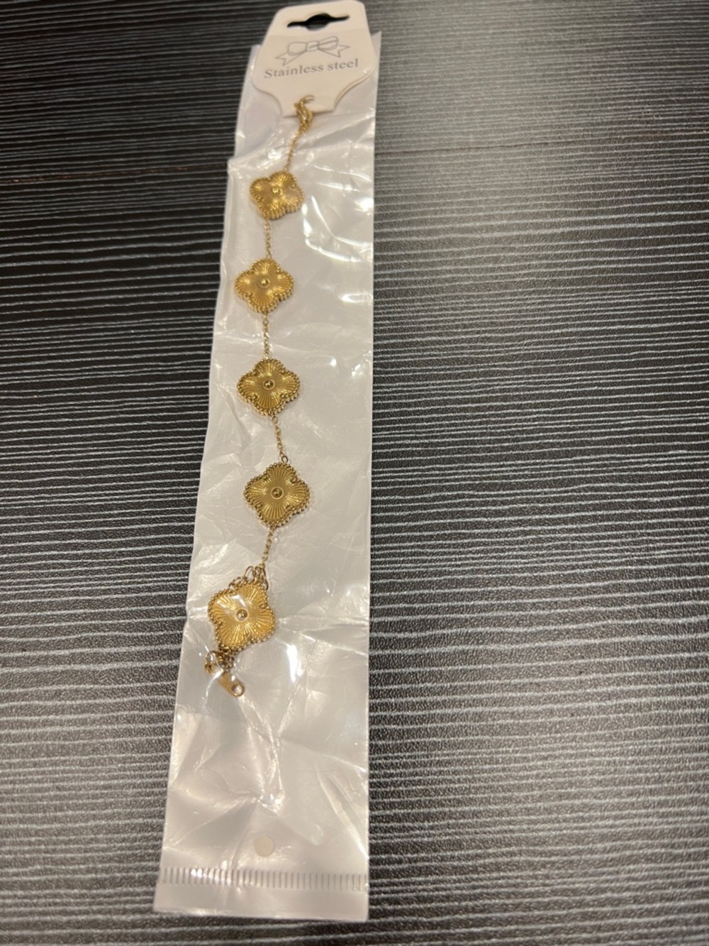 🇺🇸$5🇺🇸 Gold Tone Stainless Steel Floral Link Bracelet NIP